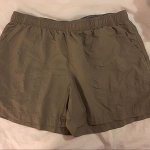 Columbia shorts in tan color